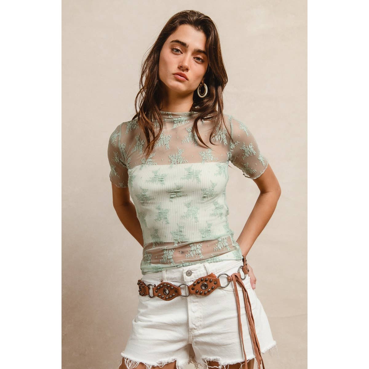 HIGH NECKLINE MESH LACE SHORT SLEEVES TOP: OFF WHITE / L