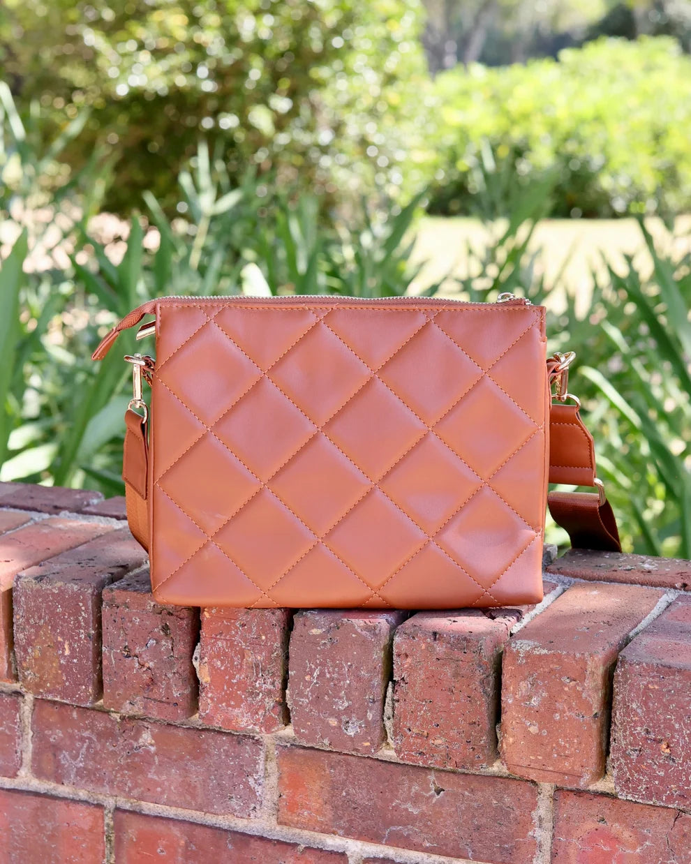Ariana Crossbody Latte LD