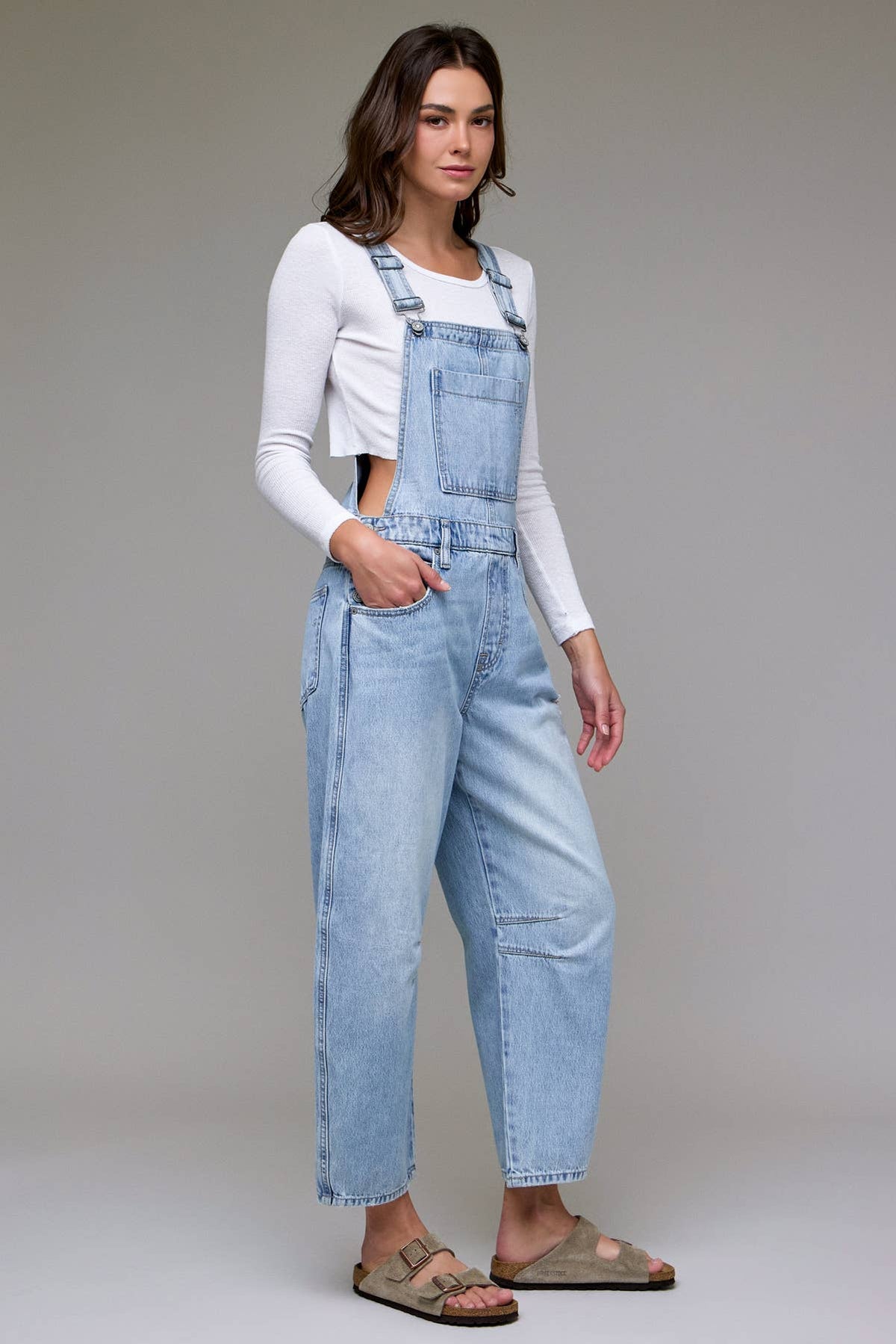 Dylan Hidden Jeans | Light Wash Classic Barrel Cropped Overall
