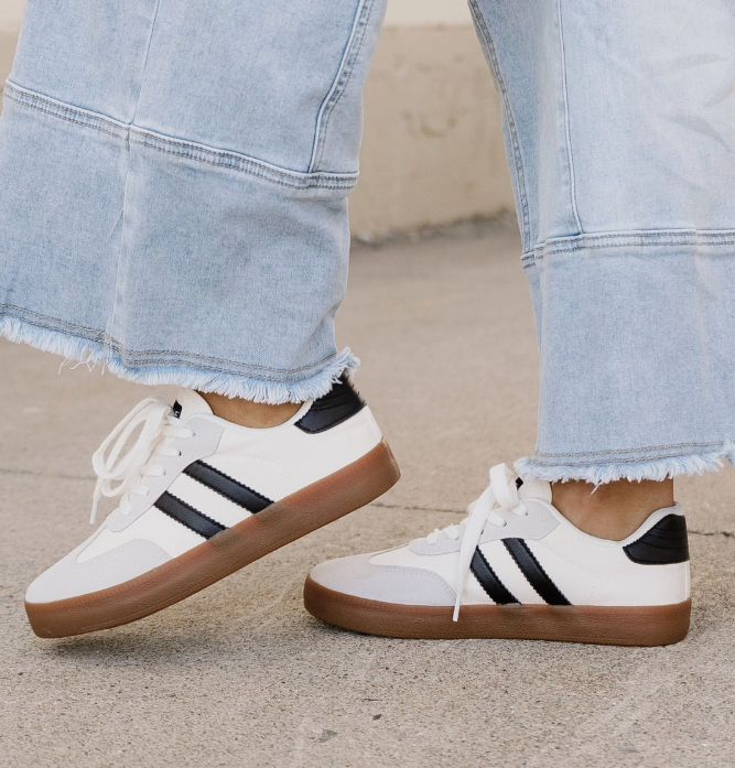 Layla Lace Up Sneaker