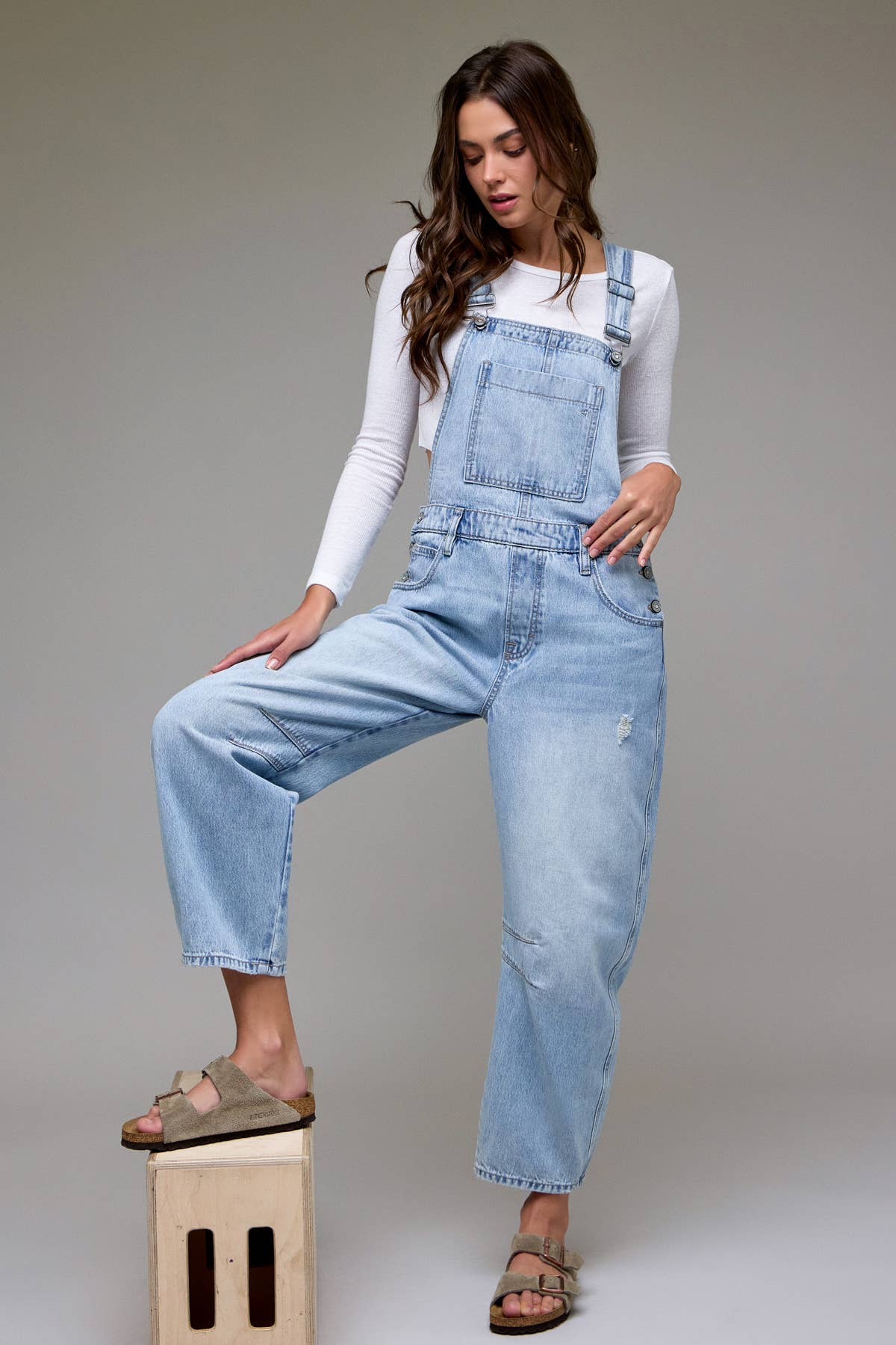 Dylan Hidden Jeans | Light Wash Classic Barrel Cropped Overall