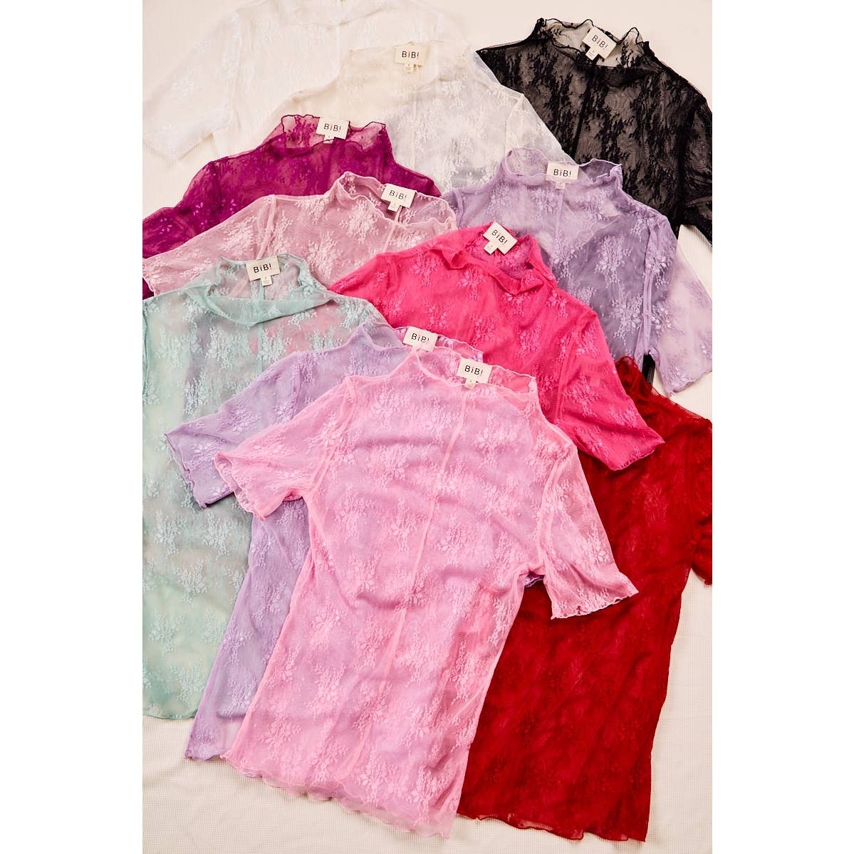 HIGH NECKLINE MESH LACE SHORT SLEEVES TOP: OFF WHITE / L
