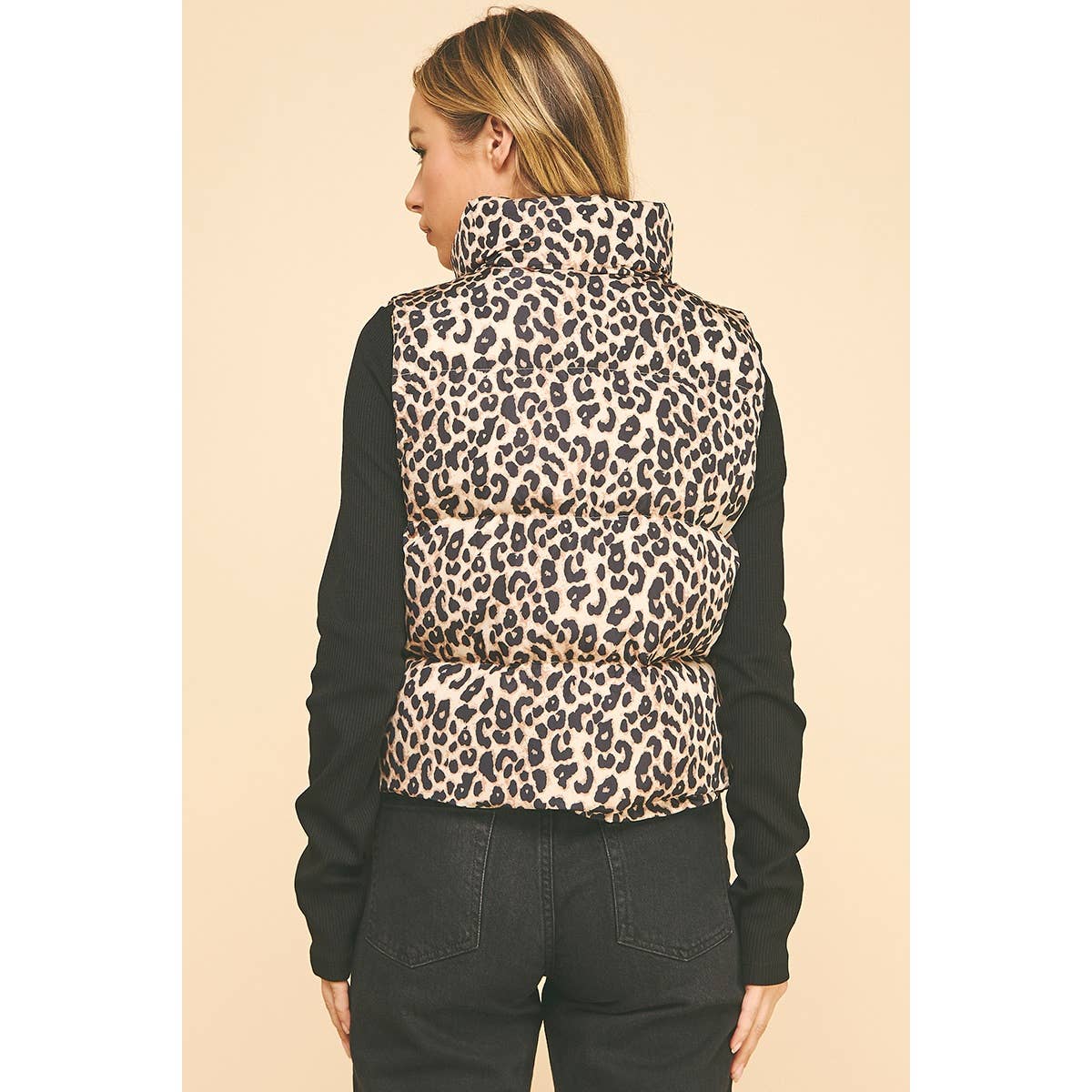 Chic Leopard Print Puffer Vest